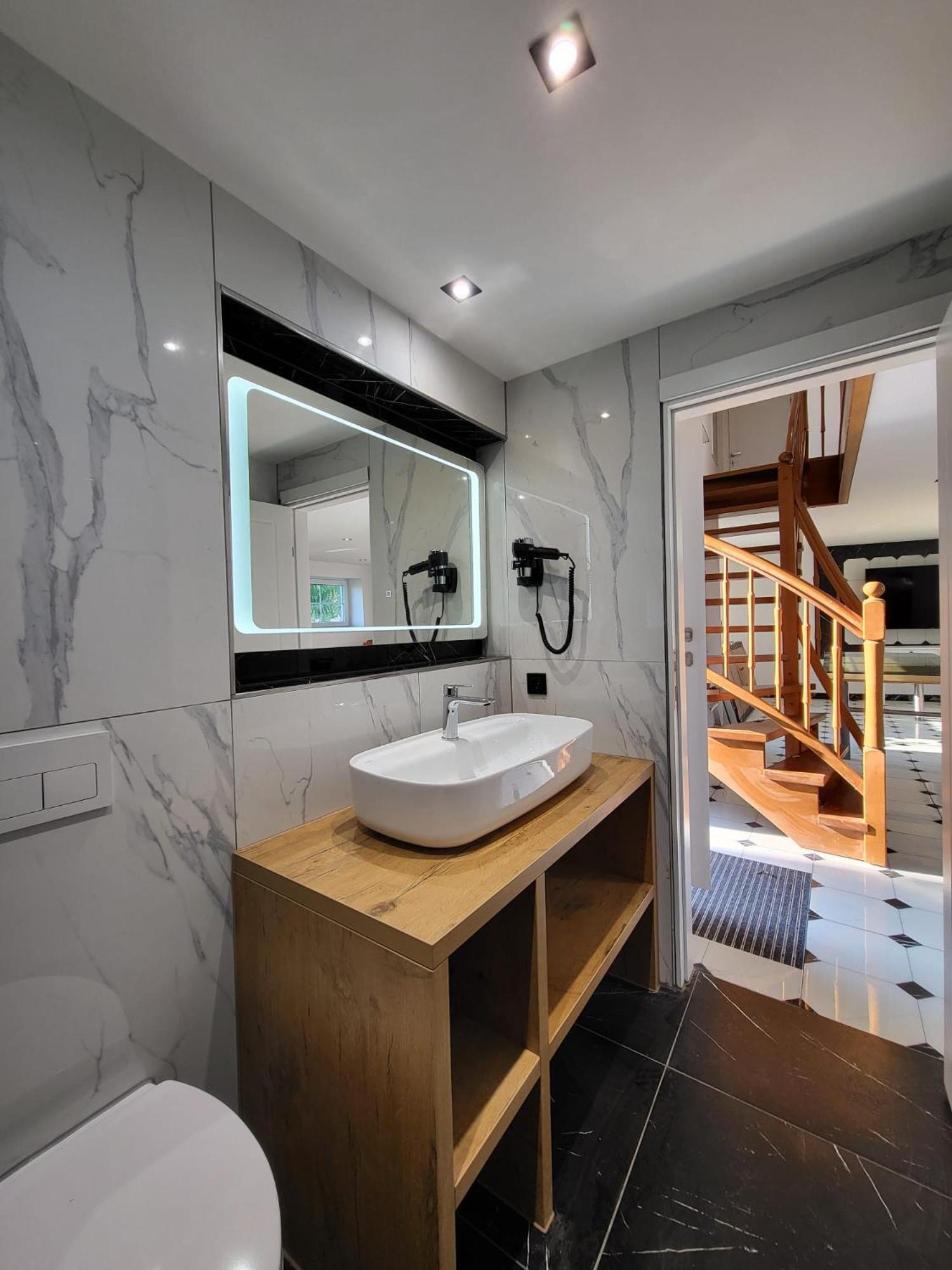 Ny-golden Apartments-dortmund Airport Апартаменты Дортмунд